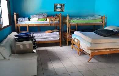 Imagem 11: Casa ao lado da escola no Costa Azul