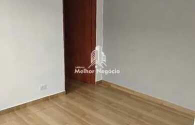 Imagem: A casa possui 1 Dormitório, 1 Banheiro, 1 Vaga na garagem