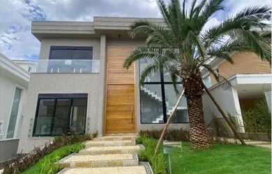 Imagem: A casa em condomínio possui 4 Dormitórios, 5 Banheiros, 5