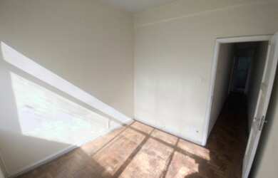 Imagem 7: MARAVILHOSO APARTAMENTO SALA 3 QUARTOS COM PISO EM TACO, BANHEIRO SOCIAL, AMPLA COPA COZIN