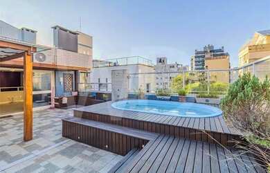 Imagem: O apartamento na cobertura possui 3 Dormitórios, 3 Banheiros