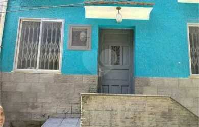 Imagem: A casa possui 3 Dormitórios, 2 Banheiros e 120m² de Área