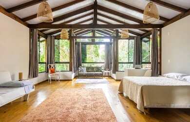 Imagem: A casa em condomínio possui 1 Dormitório, 1 Banheiro, 2 Vagas