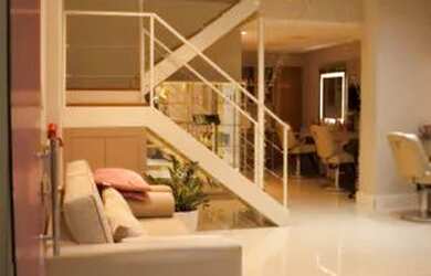 Imagem: O depósito possui 1 Vaga na garagem, 75m² de Área e está