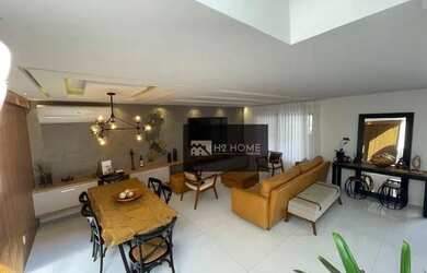 Imagem: A casa em condomínio possui 4 Dormitórios, 5 Banheiros, 2