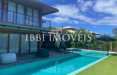 Imagem: A casa possui 5 Dormitórios, 1 Banheiro, 640m² de Área e