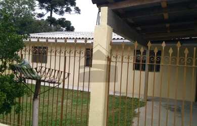 Imagem: A casa possui 1 Banheiro, 4 Vagas na garagem, 110m² de Área