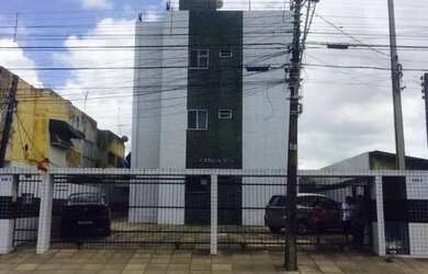 Imagem: O apartamento possui 3 Dormitórios, 1 Banheiro, 1 Vaga na garagem