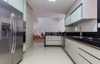 Imagem 14: Venda e locação Casa com 300,00 metroQuadrado, 4 dormitório s , 2 vaga...