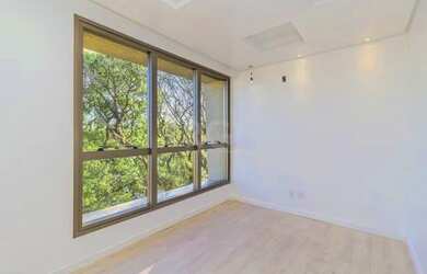 Imagem: O depósito possui 60m² de Área e está localizado em Cristal