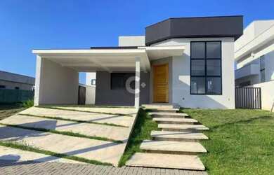 Imagem: A casa em condomínio possui 3 Dormitórios, 2 Banheiros, 2