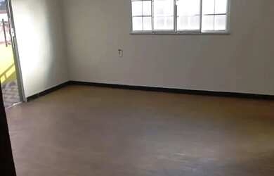 Imagem: A casa possui 3 Dormitórios, 3 Banheiros, 1 Vaga na garagem