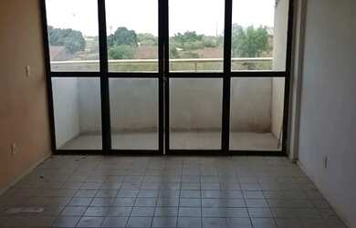 Imagem: O apartamento possui 3 Dormitórios, 2 Banheiros, 1 Vaga na