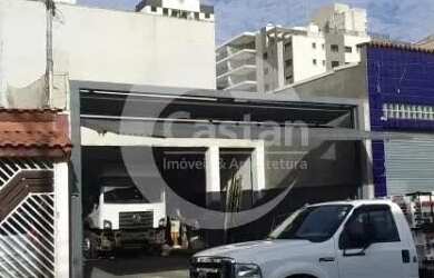 Imagem: O depósito possui 5 Vagas na garagem, 216m² de Área e está