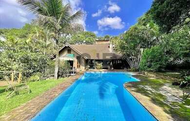 Imagem: A casa em condomínio possui 3 Dormitórios, 4 Banheiros, 5