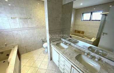 Imagem 6: Cobertura de Alto Padrão para Locação - Vista Mar e Lazer Privativo