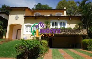 Imagem: A casa em condomínio possui 4 Dormitórios, 5 Banheiros, 4