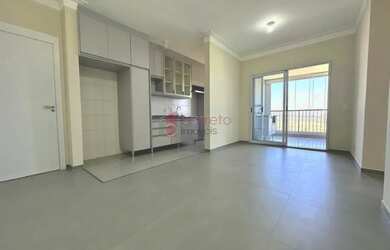 Imagem: O apartamento possui 2 Dormitórios, 1 Banheiro, 2 Vagas na