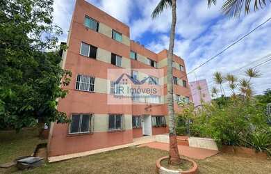 Imagem: O apartamento possui 3 Dormitórios, 1 Banheiro, 2 Vagas na