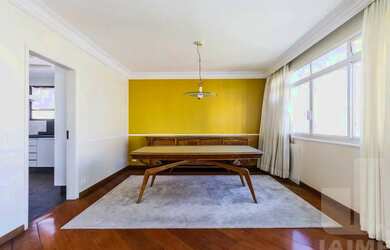 Imagem 3: Cobertura espaçosa com ótima área externa numa das melhores ruas de...