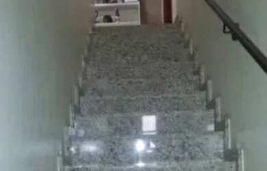 Imagem 8: Casa para Venda - 330m², 5 dormitórios, sendo 1 suites, 7 vagas - Menino...