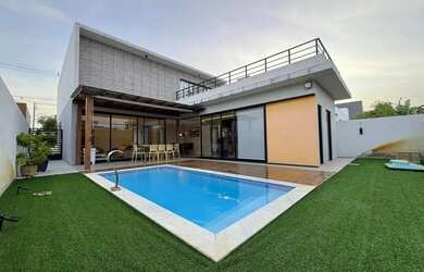 Imagem: A casa em condomínio possui 3 Dormitórios, 4 Banheiros, 4