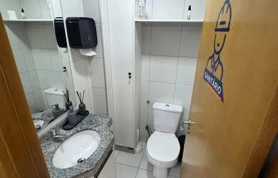 Imagem 3: Sala comercial a venda na Paralela reformada no Hangar Business Park