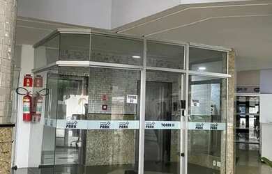 Imagem: O apartamento possui 2 Dormitórios, 2 Banheiros, 2 Vagas na