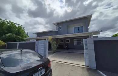 Imagem: A casa em condomínio possui 3 Dormitórios, 4 Banheiros, 4