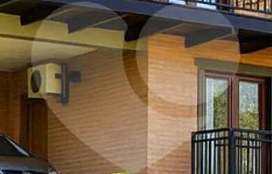 Imagem: A casa em condomínio possui 4 Dormitórios, 3 Banheiros, 5