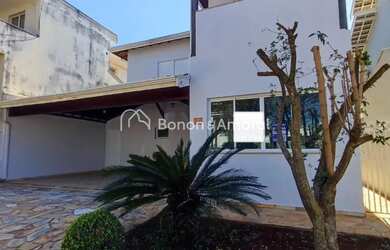 Imagem: A casa em condomínio possui 3 Dormitórios, 3 Banheiros, 2