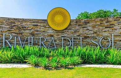 Imagem: A casa em condomínio possui 5 Dormitórios, 5 Banheiros, 2