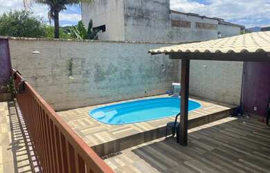 Imagem 16: Vendo casa no mato alto. Piscina, Churrasqueira, VarandaeÁrea de serviço