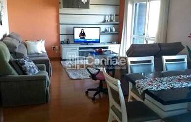 Imagem 10: Casa Padrão. Churrasqueira, Área de serviço, 200m² de Áreae3 Vagas...