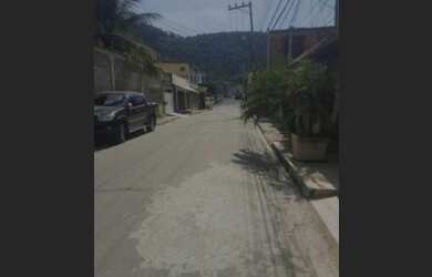 Imagem: A casa possui 1 Dormitório, 1 Banheiro e está localizado