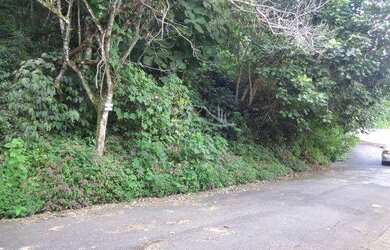 Imagem 2: Terreno para venda no Condomínio Arujazinho I II III