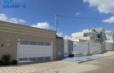 Imagem: A casa possui 3 Dormitórios, 3 Banheiros, 3 Vagas na garagem