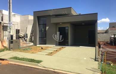 Imagem: A casa em condomínio possui 3 Dormitórios, 2 Banheiros, 2