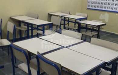 Imagem: O depósito possui 300m² de Área e está localizado em Canhema