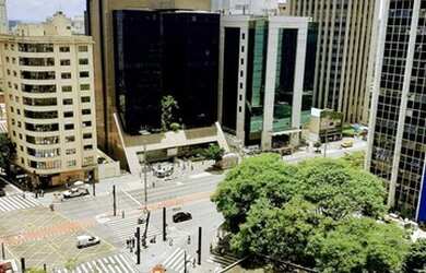 Imagem: O depósito possui 1 Vaga na garagem e 73m² de Área e está