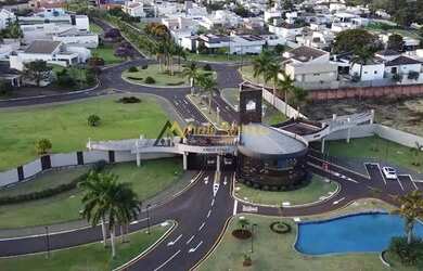 Imagem: Casa em condomínio com 4 quartos no Condomínio Sun Lake