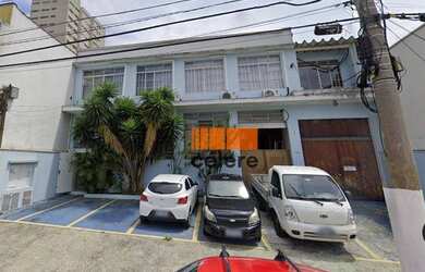 Imagem: O depósito possui 5 Vagas na garagem, 730m² de Área e está