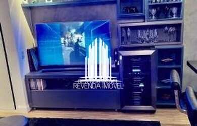 Imagem: O apartamento possui 1 Dormitório, 1 Banheiro, 2 Vagas na garagem