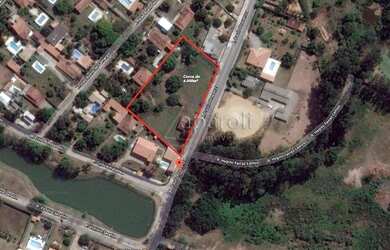 Imagem: O terreno à venda possui 935m² de Área e está localizado