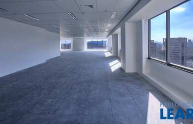 Imagem 2: CONJ. COMERCIAL - ALPHAVILLE - SP