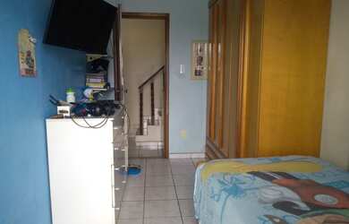 Imagem 8: Casa na Portuguesa. Churrasqueira, Varanda, 140m² de Áreae1 Vaga na...