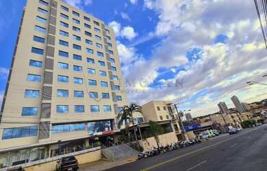 Imagem: O depósito possui 1 Vaga na garagem e 48m² de Área e está