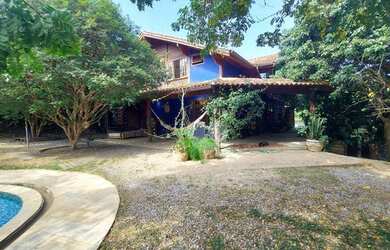 Imagem: A casa em condomínio possui 3 Dormitórios, 4 Banheiros, 5