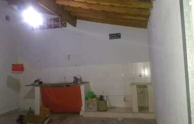 Imagem 6: Vendo Casa em Tatuí. Varanda, Área de serviço, 1 Banheiroe2 Dormitórios