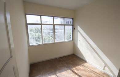 Imagem 8: MARAVILHOSO APARTAMENTO SALA 3 QUARTOS COM PISO EM TACO, BANHEIRO SOCIAL, AMPLA COPA COZIN